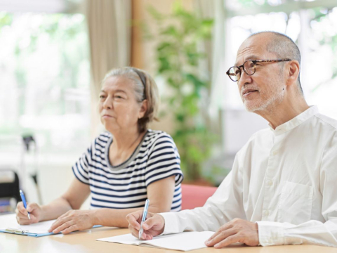 已婚無兒女誰能繼承遺產？夫妻各有3千萬存款，誰先過世大不同…1表秒懂遺產分配順序比例